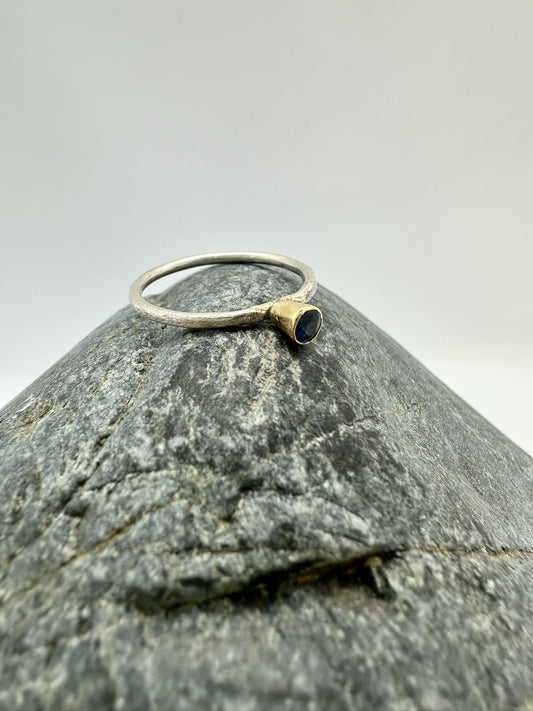 CLARE MASON - Blue Sapphire Ring Gold & Silver