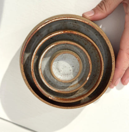 Lucy Rutter -Set Sixteen tondo (Shino)