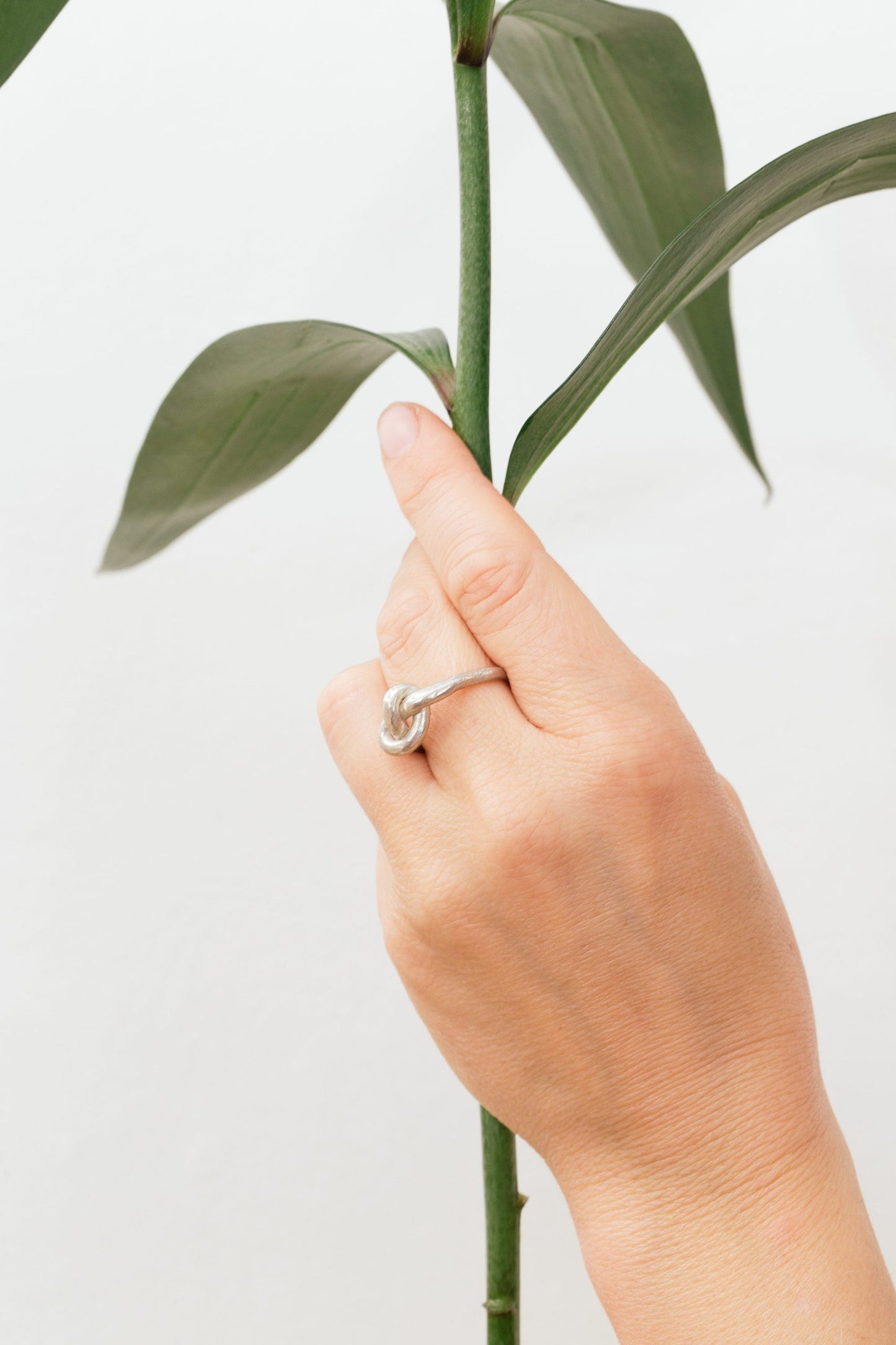 HOUSE OF AQUILA - Ritual Jewellery - Nudo Mama Ring